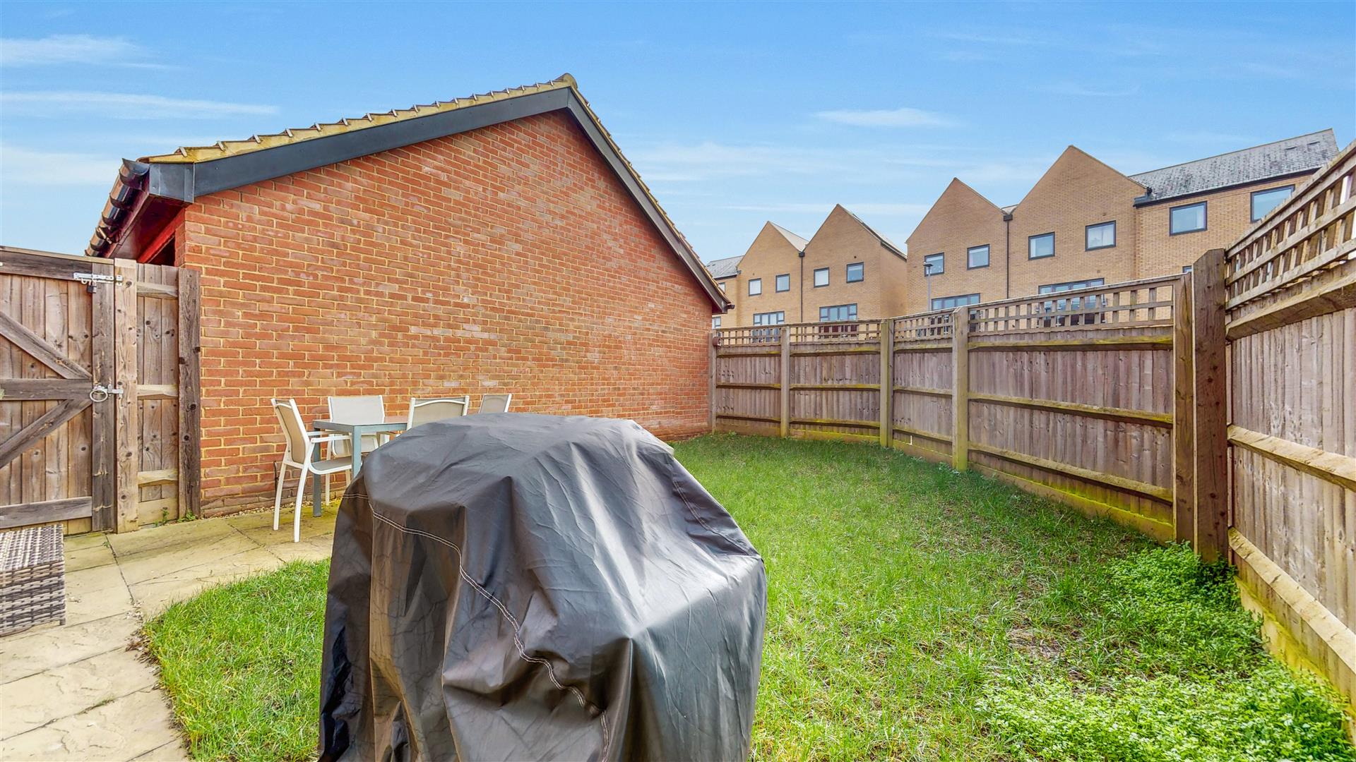 Friesland Avenue, Whitehouse, Milton Keynes